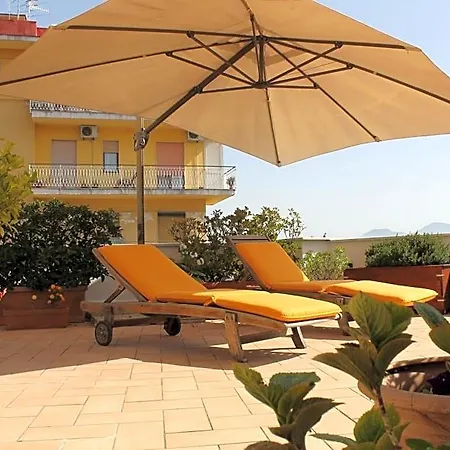 Il Portoncino 4* Naples
