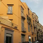 Il Portoncino Couette-café Naples
